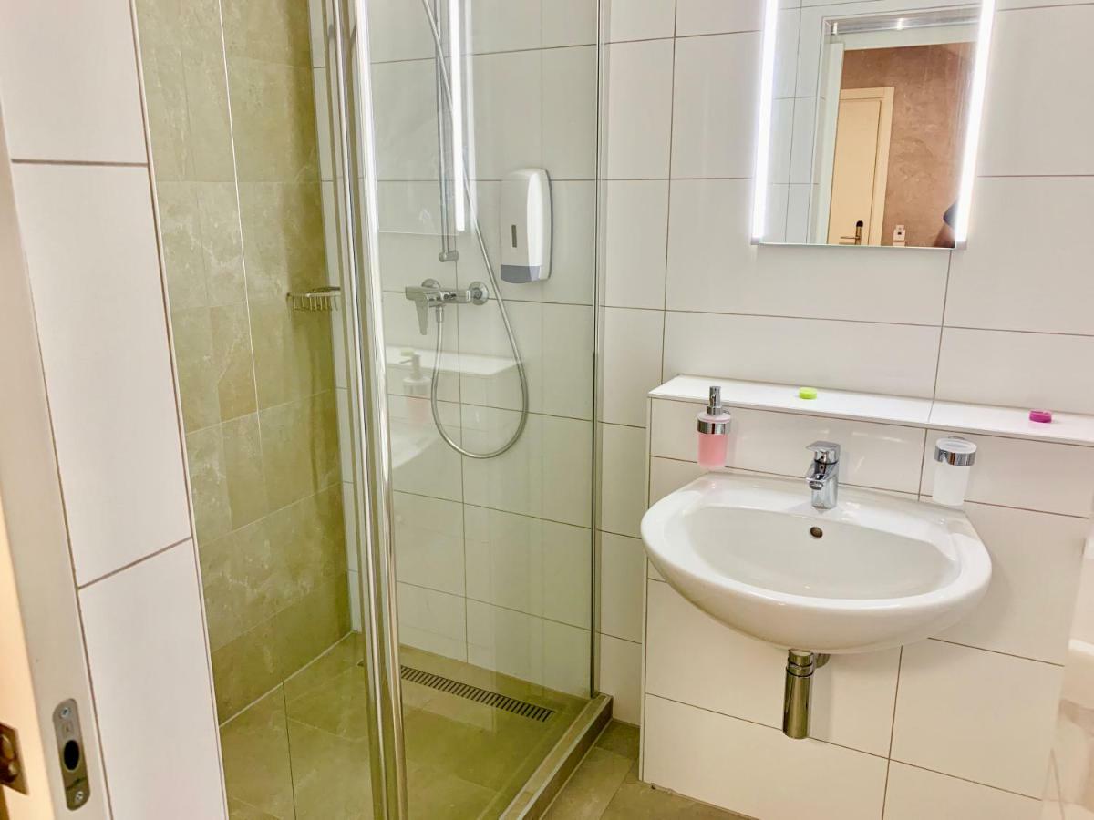 Hotel Adore Romanel-sur-Morges Екстер'єр фото